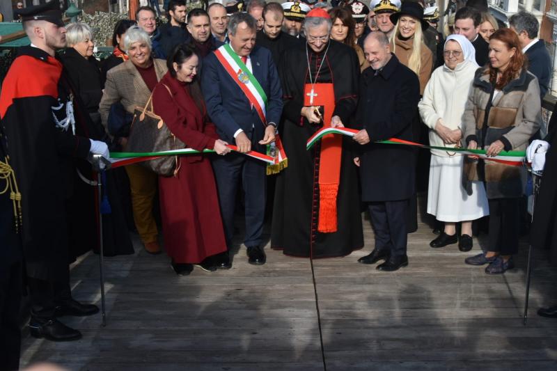 Festa Della Madonna Della Salute Inaugurato Oggi Il Ponte Votivo